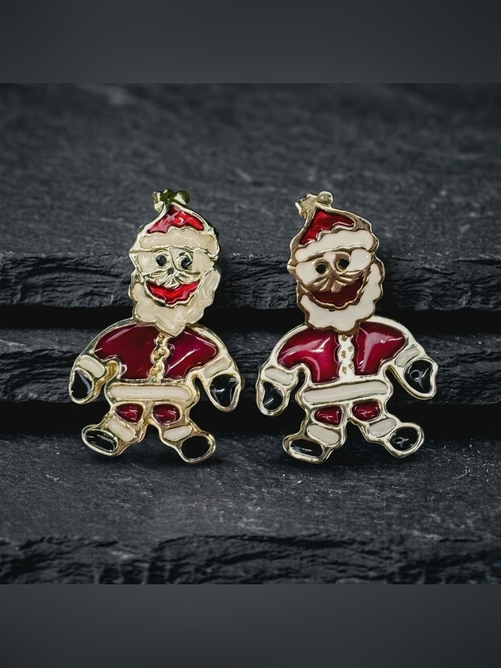 Vintage 80s Articulated Christmas Santa Claus Enamel Gold Tone Dangle Earrings